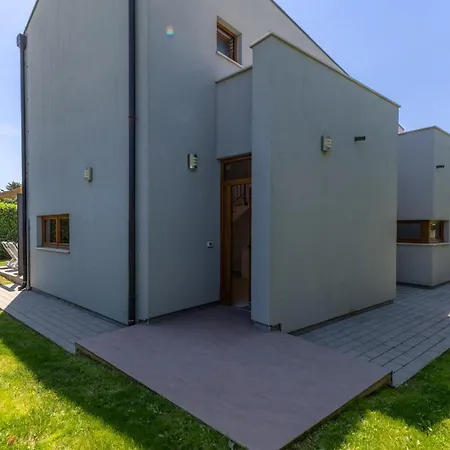 House Irina F - Pool Private Vikendica *