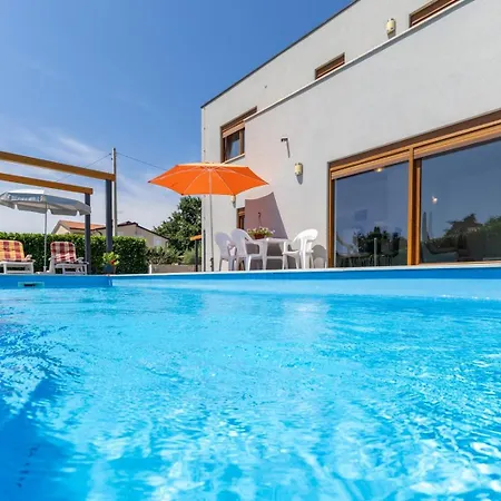 House Irina F - Pool Private * Porec